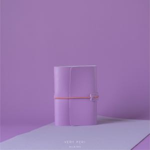 สลักชื่อฟรี! HILMYNA Twelve Notebook BM2 ขนาดA6 (โทนDay) สมุดบันทึกปกหนัง ดีไซน์สายรัดยางยืดกลม เติมกระดาษได้