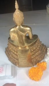 【𝗥𝗲𝗮𝗱𝘆 𝗦𝘁𝗼𝗰𝗸】100%纯正泰国金箔( 1包10张) 3x3cm 5x5cm 金箔可用于佛像 汽车/房屋祈福 Thailand 100%Thai gold leaf (Pack of 10)