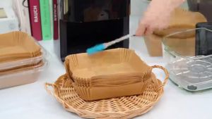 100pcs Air Fryer Paper Liners Oil Proof Non Stick Parchment Baking Paper Disposable Oil Absorbing Sheets for BBQ Oven Kitchen
