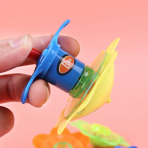 [HCM]Bộ Đồ Chơi Trẻ Em Con Quay Nhựa Có Đèn