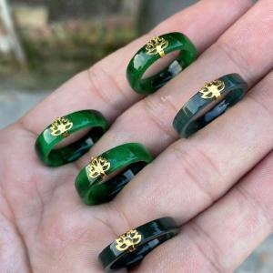 Q2435 Nhẫn Cẩm Thạch Sơn Thủy bản vuông bọc sen V10k không kén mệnh - Phong Thuỷ TUDO P