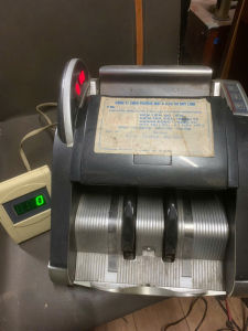 Máy đếm tiền XINDA 2131L - Hàng chính hãng