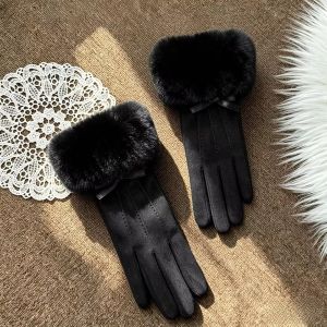 PENTU Faux Fur Suede Gloves Warm Touch-screen Plush Driving Gloves Breathable Windproof Winter Women Gloves Daily Use