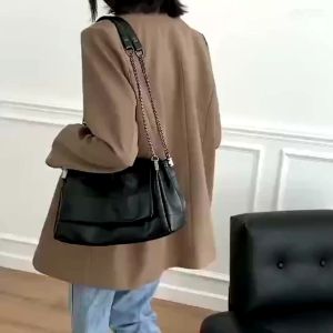 TAS FASHION IMPORT TAS SELEMPANG AD896 N114 T1749 R632 L7755
