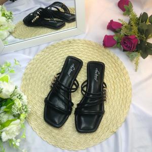 Lidora Store LS304 - Sendal Slop Teplek Wanita Kekinian (Tersedia Size 36-40)