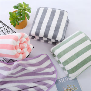 ส่งด่วน ผ้าเช็ดตัว ผืนใหญ่ขนาดผู้ใหญ่ ผ้านุ่มสบายไมโครไฟเบอร์ ซับน้ำดี ขนาด 70x140cm