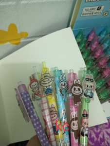 PULPEN GEL LABUBU PEN VIRAL//Pen Labubu Black Pen Gel Pop Mart//Pulpen SEKOLAH SERI ISI ENAM PCS