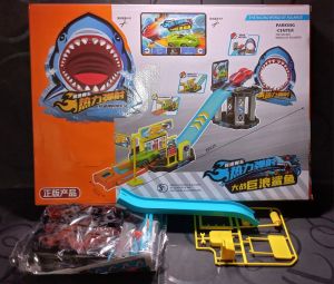 Đồ Chơi Xe Đua Đường Đua Xe Bay Xe Đua Cá Mập 02201