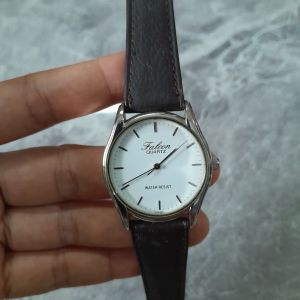 Đồng hồ nữ falcon Q&Q dây da nguyên zin second hand si nhật- đã qua sử dụng