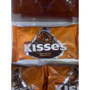 HERSHEYS Kisses Milk Chocolate with Hazelnuts 315g มีฮาลาล BBF25/05/26