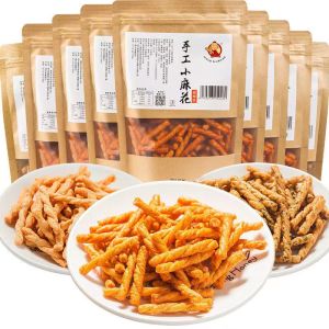 Handmade small fried dough twists crispy glutinous rice small fried dough twists Chinese specialty sweet and spicy seaweed flavor traditional childrens pastry
