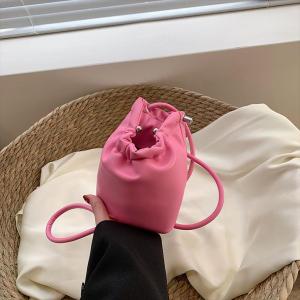 Weiyi Premium Sling Bag Tas Selempang Tas Viral Tas Wanita Tas XBBN