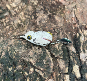 Nhái hơi N37 lưỡi tian chì đúc 7g10g&13g 3.8cm