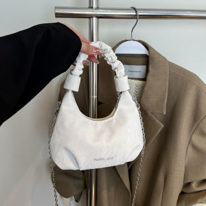 SEA YADOU  กระเป๋าสะพายไหล่ผู้หญิง กระเป๋าเมฆพับหรูหรา สไตล์แฟชั่นฤดูร้อนสำหรับผู้หญิง