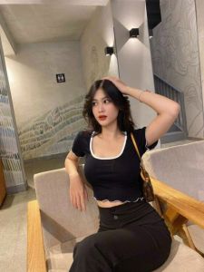Áo thun nữ cổ U cuốn biên thời trang XINSO cao cấp mềm mịn co giãn tốt không bai xù