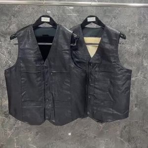Autumn Winter New Mens Leather Vest Fleece Lining Warm Waistcoat Fashion V-neck Sleeveless Vest Jacket Handsome Motorcycle Vest2026