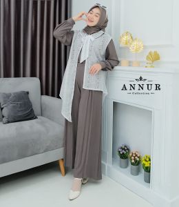 SETELAN WANITA TERBARU KEKINIAN MENAWAN 2025 SHANIN BRUKAT 2IN BISA LEPAS AN-NUR