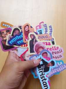 STIKER CUSTOM FOTO dan Tulisan Nama - Cetak Photo Stiker Waterproof