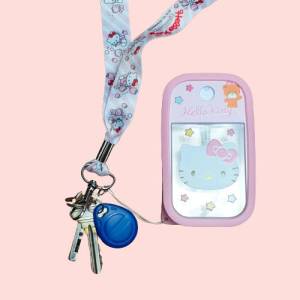 ขวดเปล่าสเปรย์ ขวดสเปรย์แอลกอฮอล์ ทรง ตลับสกรีน iPhone ขนาด 45 ml ( ขนาด 10 6.5 cm ) !!!! มีกรวยเติมแอลกอฮอล์ในแพ๊ค ฟรี ( 1 เซท )