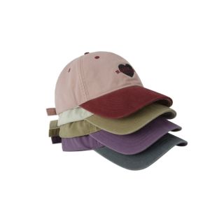 LIVELYN Color Matching Love Embroidered Baseball Caps Large Size UV Protection Trucker Caps Retro Breathable Sports Caps for Men Women