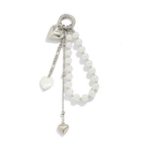 Fashion Heart Key Holder Unique Heart Key Pendant Tassels Hanging Pendant Perfect for Bags Keys and Special Occasions