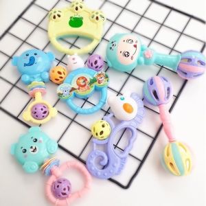 Bộ đồ chơi Xúc Xắc 7 món cho bé hình thú phát triển phản xạ cho bé từ 0-12 tháng tuổi.