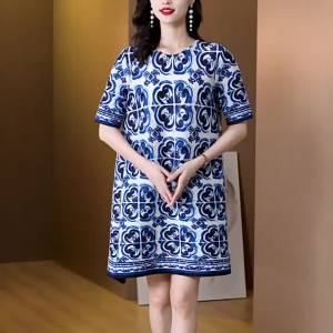 Miyake 2025 Summer New Japanese Style High-End Pleated Elastic Floral Print A-Line Loose Plus Size Oversize Round Neck Short Sleeve Mid-Length Dress for Women