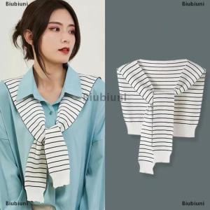 [COD] Biubiuni Mùa Đông Bên Ngoài Khăn Choàng Cho Phụ Nữ Hàn Quốc Phong Cách Mới Mùa Xuân Và Mùa Thu Cổ Áo Giả Mỏng Sọc Len Dual-Sử Dụng Khăn Dệt Kim Khăn Choàng