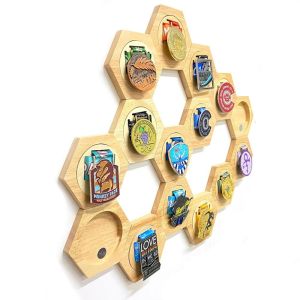 DIVATEN Cellular Design Medal Display Stand Honeycomb Pattern Wooden Hexagonal Medal Storage Box Portable Creative Medal Holder Rack Sports Awards Display