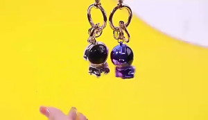 Thực tế mạnh mẽ nhựa đáng yêu Phi Hành Gia móc khóa gắn mặt dây với vibranting màu sắc cho phụ nữ và trẻ em phụ kiện