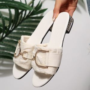Free Shipping WomenS Flat Sandals For Outdoor Wear Trendy Ins Style 2026 Summer New Collection Versatile Fashionable And With A High-End Feel