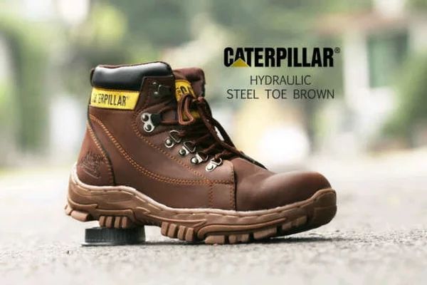 Sepatu 2025 boots caterpillar