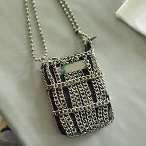 Chain crossbody bag on Xiaohongshu ins Woven mobile phone bag for womenshoulder bag 2022 New woven chain