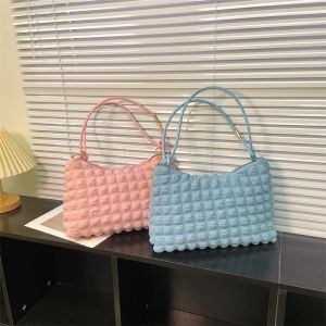 กระเป๋าสะพายข้างแฟชั่นสุดชิคมาใหม่   J17