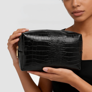 NEXTYOO PU Leather Makeup Bag Waterproof Crocodile Embossed Pattern Storage Pouch Luxury Zipper Closure Cosmetic Pouch Travel Use