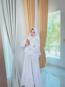 Gamis Anak Tanggung Naura/ Gamis Putih Remaja