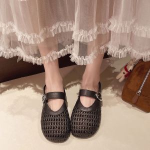 [Free Shipping] New hollow-out slip-on womens slippers woven breathable shoes stylish and versatile womens slippers for distribution