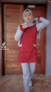 Baju Senam Muslim Syari Marun: Pilihan Nyaman untuk Wanita