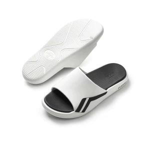 M-1 BEST SELLER SLIPPERS SANDALS OUTDOOR SANDALS COMFORTABLE TO WEAR New style. Madam. Womens shoes. Breathe. Slippers. Sandals. A thick bottom. Non-slip. High quality. It wears well. Comfortable. The Korean version.