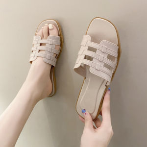 【Hs NewSteps】Korean 2024 New version of Internet celebrity slippers Cross Strap Flat Non-Slip Casual Simple Outdoor Slippers wear simple and fashionable cuffed flats For Women