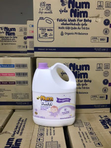 Nước giặt xả NumNim cho Bé thành phần hữu cơ kháng khuẩn. Khử mùi lưu hương dịu nhẹ 3100ml Thailand Chính Hãng