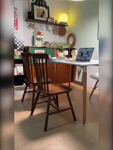 Solid Wood Dining Chairs Household Chairs Minimalist Dining Tables Vintage Restaurant Backrests Chairs Study Rooms Windsor Chairs