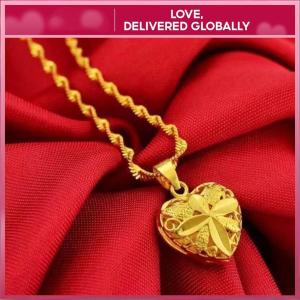 Heart Peach Clover Necklace Versatile Fashion Pendant Ethnic Valentine‘s Day Gift for Women Girl