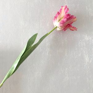 MIRELINA 1pcs 68cm Artificial Tulip Flower Blooming Realistic Texture Simulation Flowers Artificial Flower Home Decor