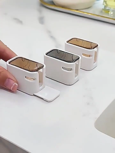 Dính giá để bàn chải đánh răng treo tường phòng tắm với vỏ bọc chống bụi