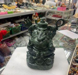 แกะสลัก พระพิฆเนศหินเขียว ปางประทานพร4กร หินเขียวอินเดีย หน้าตัก5นิ้ว ความสูง 8.5นิ้ว