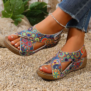 [Free Shipping] Roman-Style WomenS Sandals New Styles Plus Sizes Thick-Soled Sandals Casual Beach Sandals