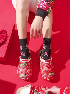 [Free Shipping] Spring And Summer WomenS New Style Beach Cartoon Bunny Garden Shoes Outdoor Closed-Toe PVC Casual Sandals