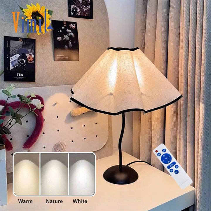 Vimite Retro Simple LED Petal Table Lamp Color Changing Light