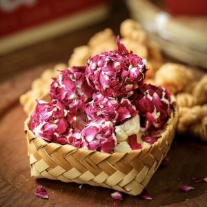 [Dưỡng chất] Combo 300g Bánh sữa táo đỏ hoa hồng hạnh nhân/ Chà là sữa hương hoa hồng/Chà là sữa hoa hồng không hạt bọc hạnh nhân/Sữa chà là hương hoa hồng hạnh nhân